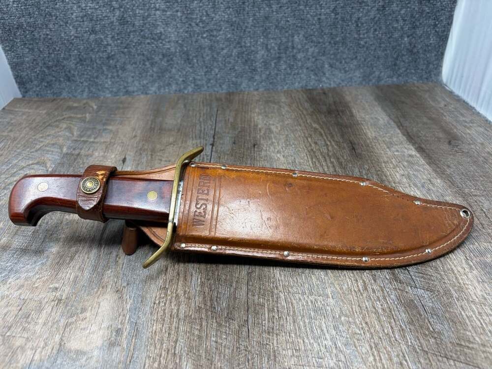 Vintage Western W49 Fixed Blade Bowie Hunting Knife Clip Point W/ Leather Sheath